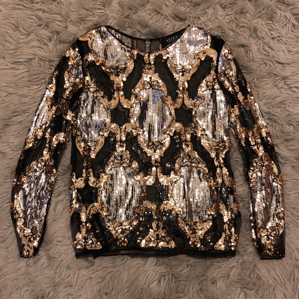 AKIRA dressy sequence top